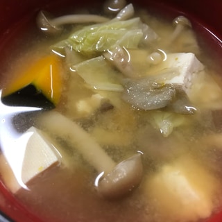 カボチャ&豆腐&しめじ&白菜の味噌汁